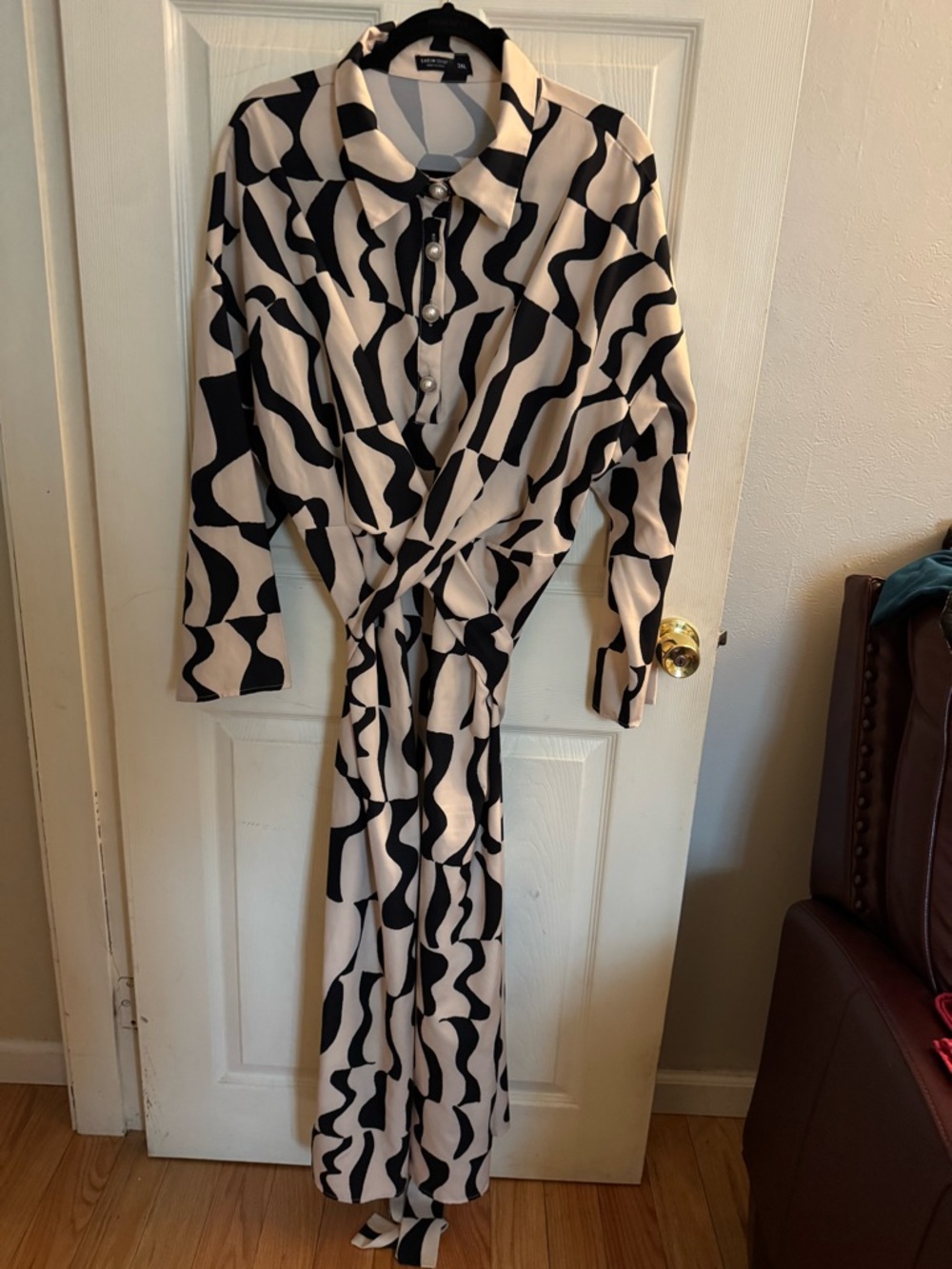 SHEIN Black & Cream Abstract Wrap Maxi Dress